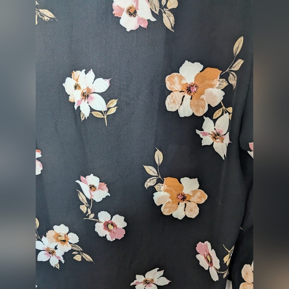 Maxi Kimono Black W/ Pink Floral - Picture 6 of 10